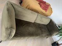 Sofa Couch olivgrün Berlin - Schöneberg Vorschau