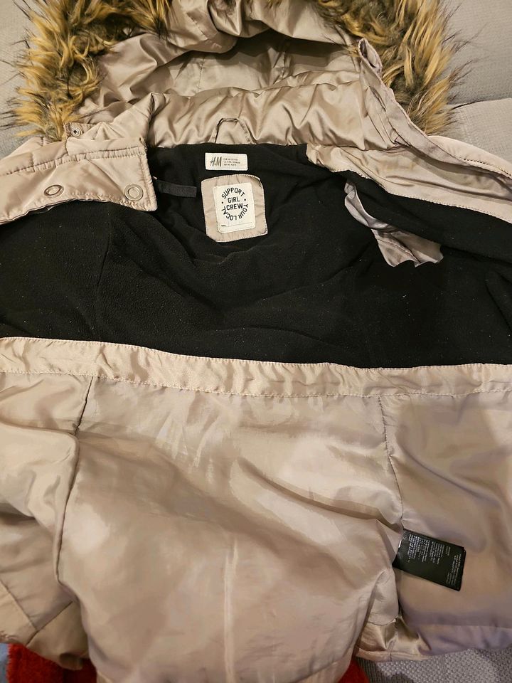 Jacke Winterjacke h&m 140 in Sangerhausen