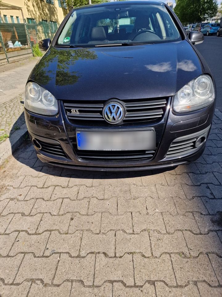 Volkswagen Golf 5 GT Sport in Berlin