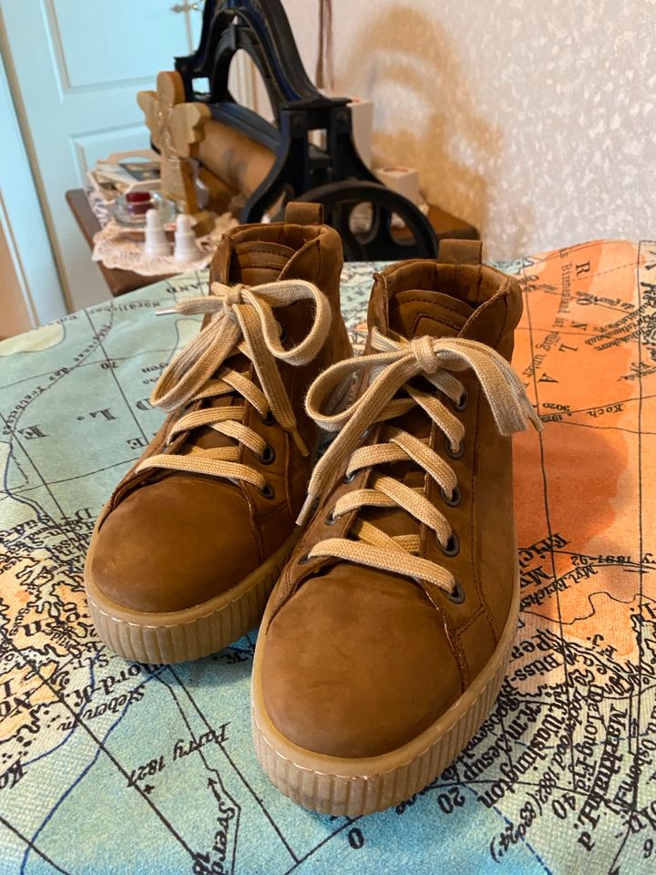 Gabor Sneaker Halbschuhe Boots Gr 6 in Brokstedt