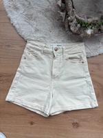 Shorts von Stradivarius Gr.S in Creme Thüringen - Heilbad Heiligenstadt Vorschau