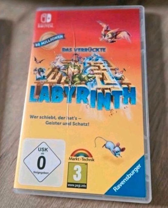 Nintendo Switch lite grau Case 3 Spiele Minecraft Splatoon 2 Labo in Saaldorf-Surheim