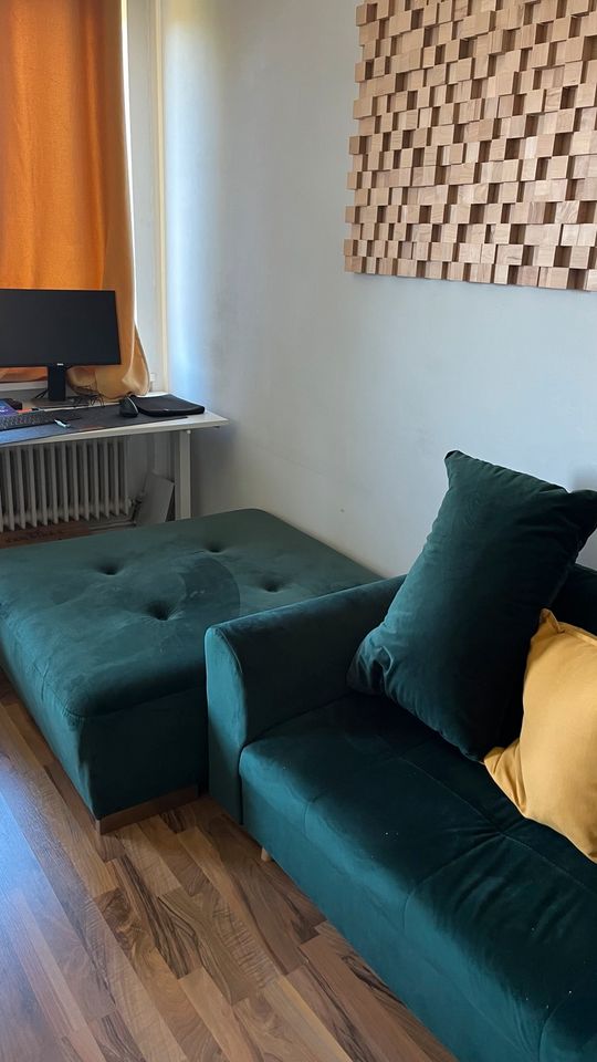 Hocker Samt grün in Berlin