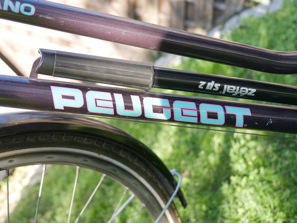 Peugeot Damenfahrrad Milano 28 Zoll in Wiesbaden