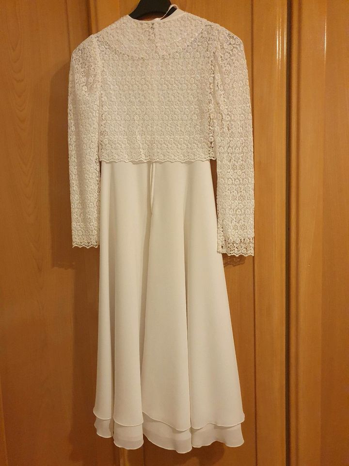 Kommunionkleid Gr.146 in Eiterfeld