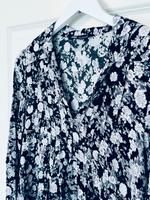 Zara Sommerkleid / Blumen Kleid / Größe S Hessen - Riedstadt Vorschau