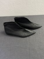 Schwarze Zara Trafaluc Stiefeletten Halbschuhe Pumps Größe 40 Bayern - Attenkirchen Vorschau