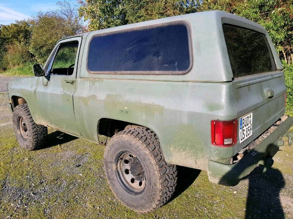 Chevrolet Blazer K5 M1009 / K30 M1008 Ex-Army V8 GMC Oldtimer in Bad Vilbel