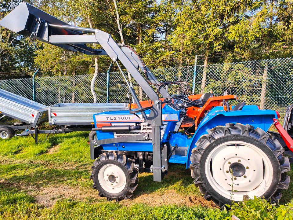 Kleintraktor 4X4, Trecker,Schlepper ISEKI TL 2100 + Frontlader in Marienheide