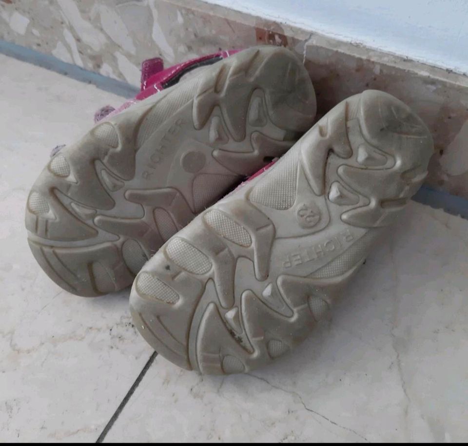 Sandalen Richter Größe 22 in Herten