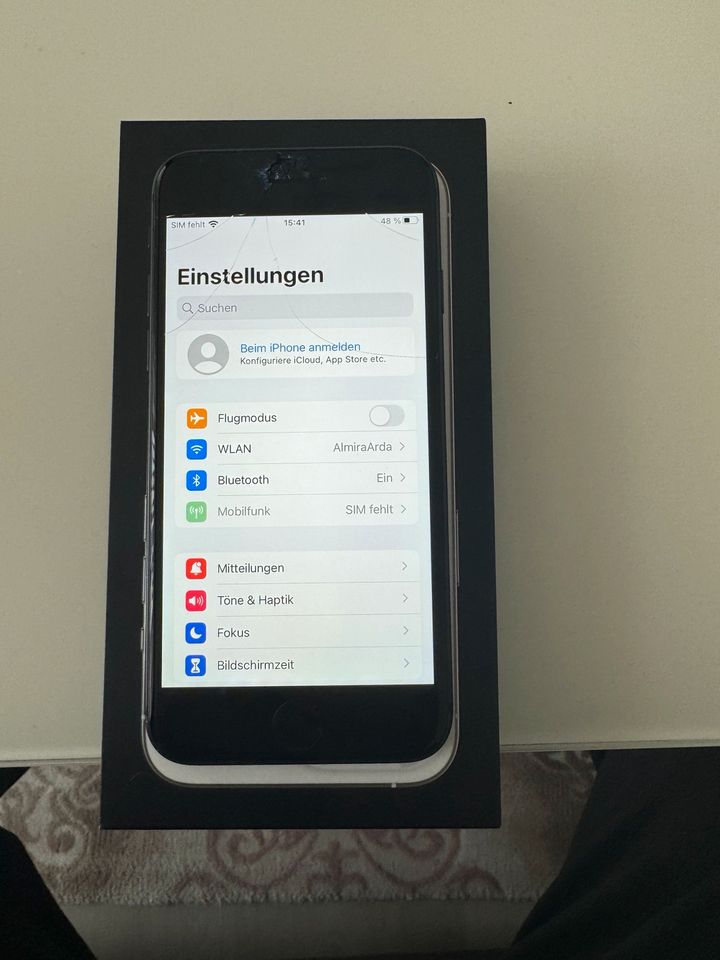 İphone 8 64Gb schwarz bitte Beschreibung lesen in Duisburg