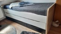 Begehbarer Kleiderschrank mit passendem Bett Nordrhein-Westfalen - Troisdorf Vorschau