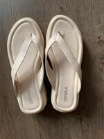Plateau Zehentrenner 39 creme Flip Flop Catwalk Nordrhein-Westfalen - Arnsberg Vorschau