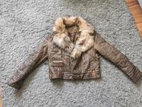 Lederjacke Guess GUESS Damen Winterjacke M braun Fellkragen Dresden - Schönfeld-Weißig Vorschau