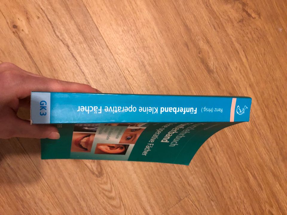 Kurzlehrbuch: Fünferband der kleinen operativen Fächer, 3. Auflag in Kiel