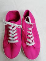 Sneaker Freizeitschuhe Gr. 40, 39,41 Sachsen-Anhalt - Magdeburg Vorschau