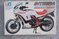 Modellbau Tamiya Motorrad Integra Honda VT250F 1:12 Selten!!! Bayern - Landshut Vorschau