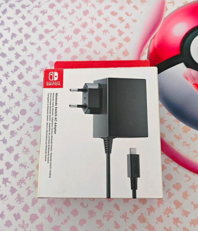 Nintendo Switch AC Adapter | Neu in Vettweiß