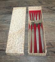 DDR Gabelset mit Etui Gabel Fleischgabel Fisch Küche Besteck Sachsen - Reichenbach (Vogtland) Vorschau
