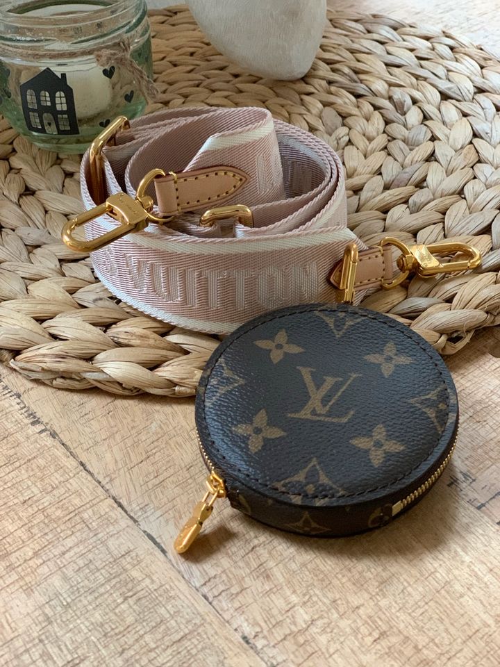 Louis Vuitton Gurt Schulterriemen Macadamia inkl Round in Handewitt