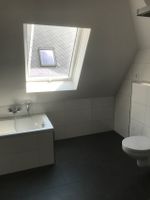 3 Zimmer-Dachgeschoss-Wohnung mit Balkon, Aufzug & Stellplatz! Sachsen - Plauen Vorschau