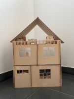 Puppenhaus aus Holz inkl. Puppenmöbel Berlin - Lichtenberg Vorschau