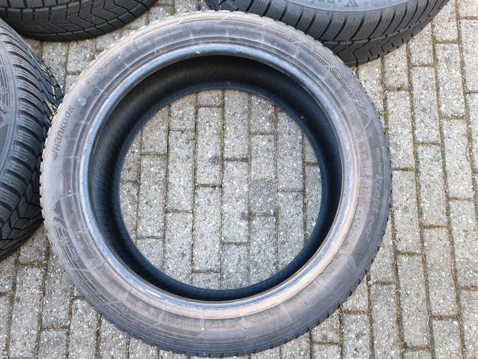 245/45 R20 Winterreifen in Reichshof