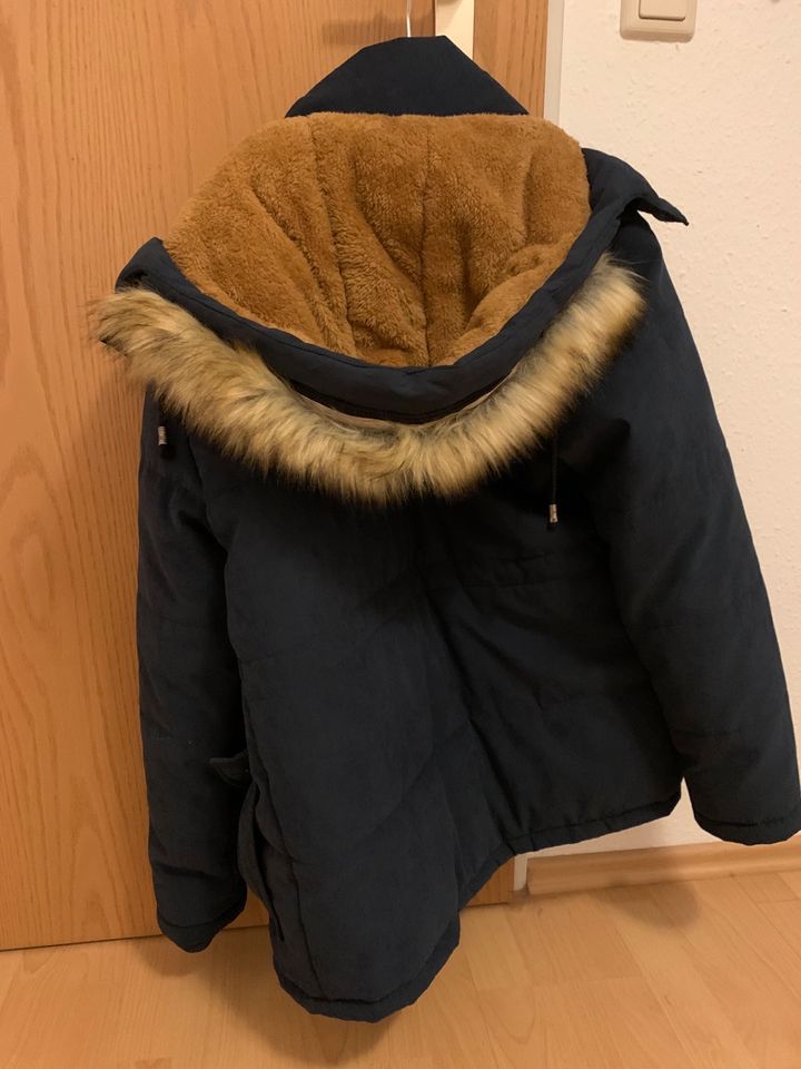 Winterjacke Dunkelblau (Größe XS ) in Rottweil