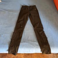 Schwarze neue Tredy Jeggings/Leggings Gr. 40 schwarz Hessen - Groß-Gerau Vorschau