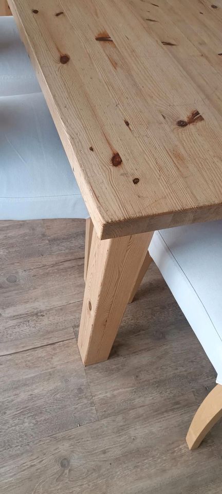 Holztisch mit 6 Stühlen / auch einzeln zu kaufen in Schotten