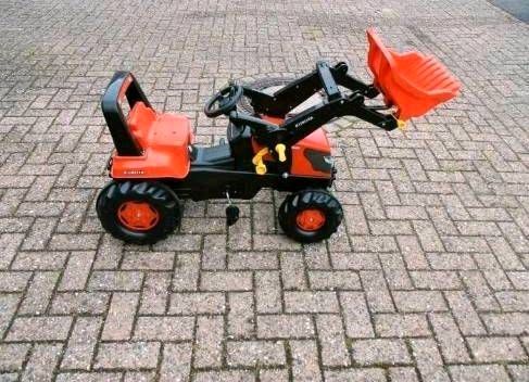 Rolly Toys Kubota M9540 FL Trettraktor mit Frontlader NEU / OVP in Besigheim