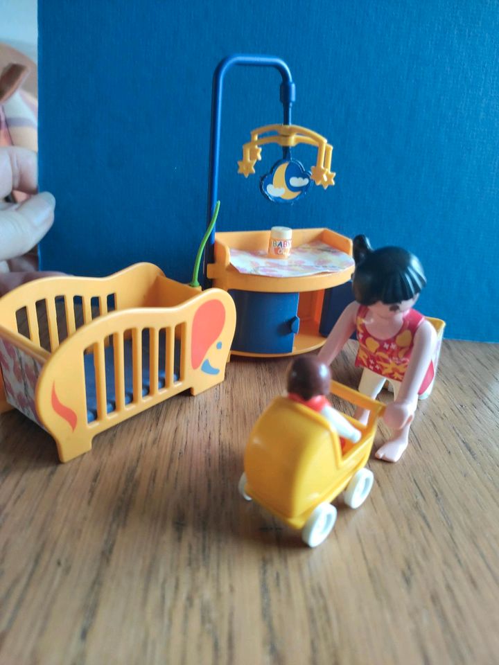 Playmobil Kinderzimmer Babyzimmer in Bad Oldesloe