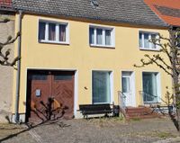 Einfaches Einfamilienhaus für 3 bis 6 Personen, mit Gewerbefläche Brandenburg - Friesack Vorschau