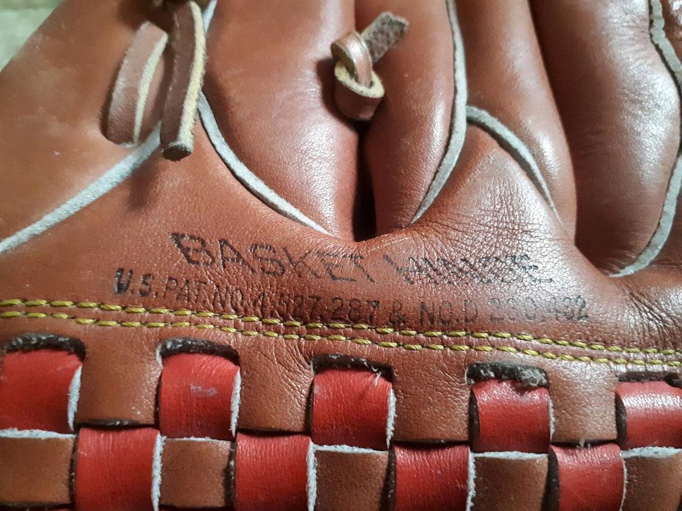 Rawlings baseballhandschuh in Ispringen