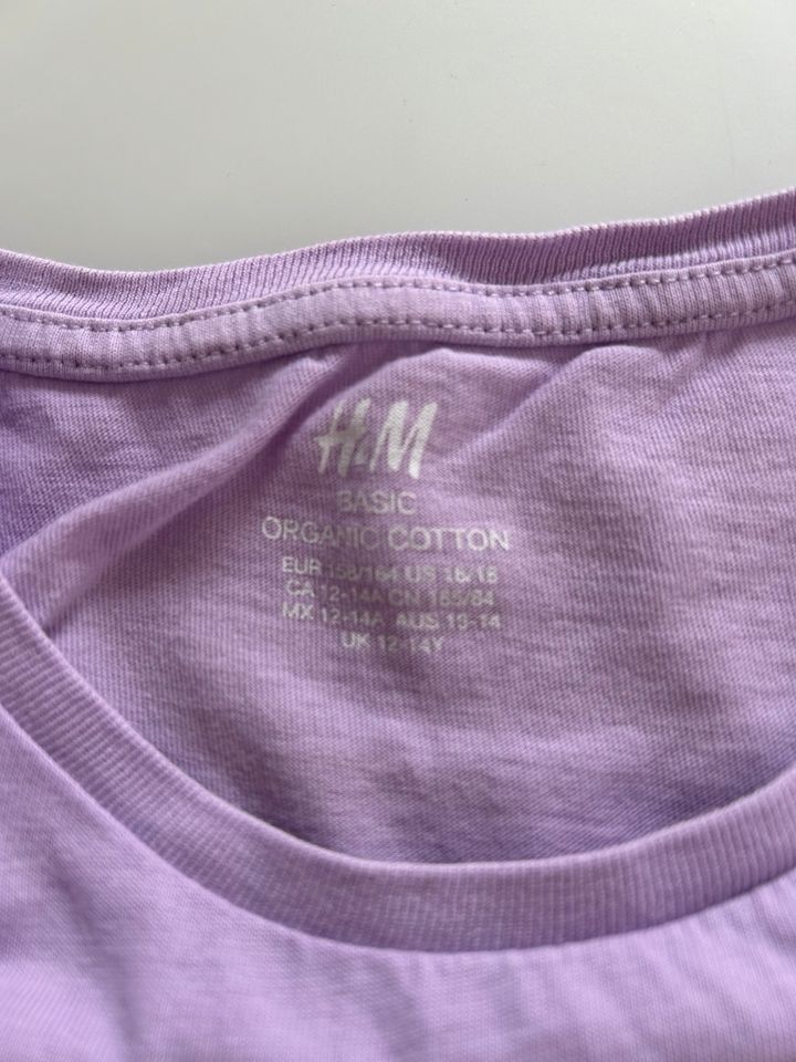 Tshirt von H&M in der Größe 158/164 in Ritterhude