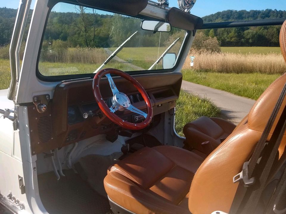 Jeep YJ Wrangler 2.5 Liter Restauriert in Magstadt