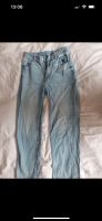 Gerade geschnittene Jeans, Bershka, M, hellblau, straight Nordrhein-Westfalen - Niederkassel Vorschau