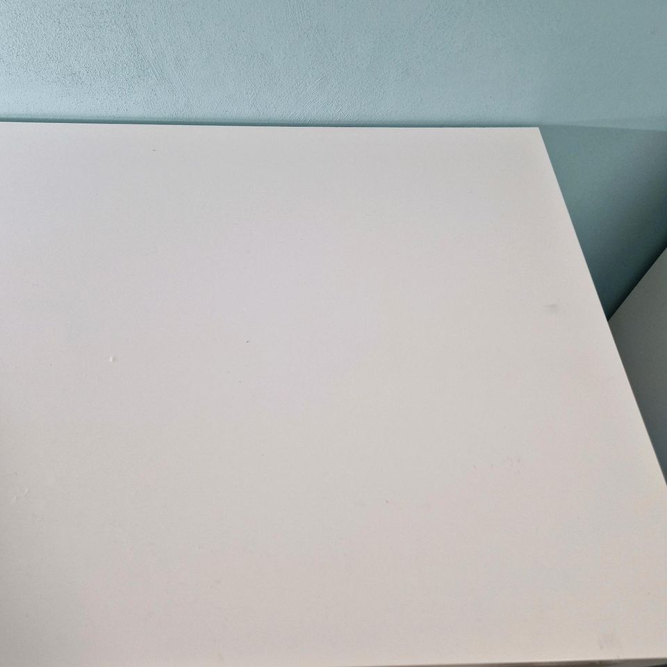 Ikea Schreibtisch Malm in Niederkassel