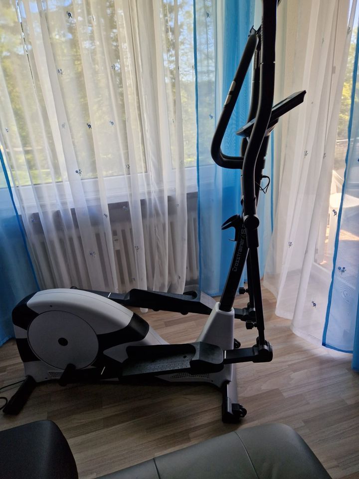 Crosstrainer Heimtrainer Sportsline X15.5 in Hamburg