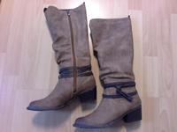 Damen-Stiefel,neuwertig von Marco Tozzi Nordrhein-Westfalen - Marl Vorschau