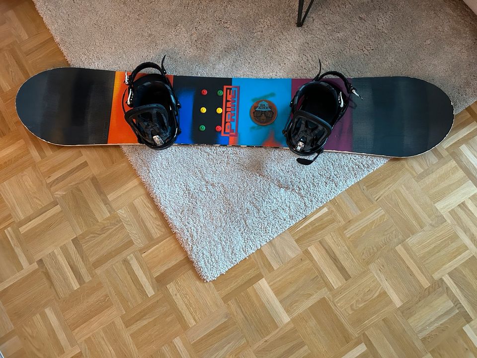 Snowboard Nitro Prime inkl Bindungen in Kiel