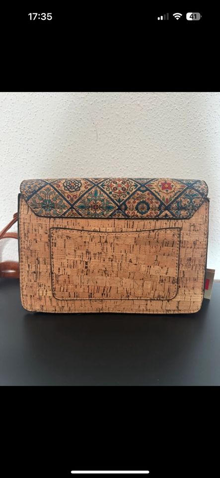 Tasche aus Kork in Wolnzach