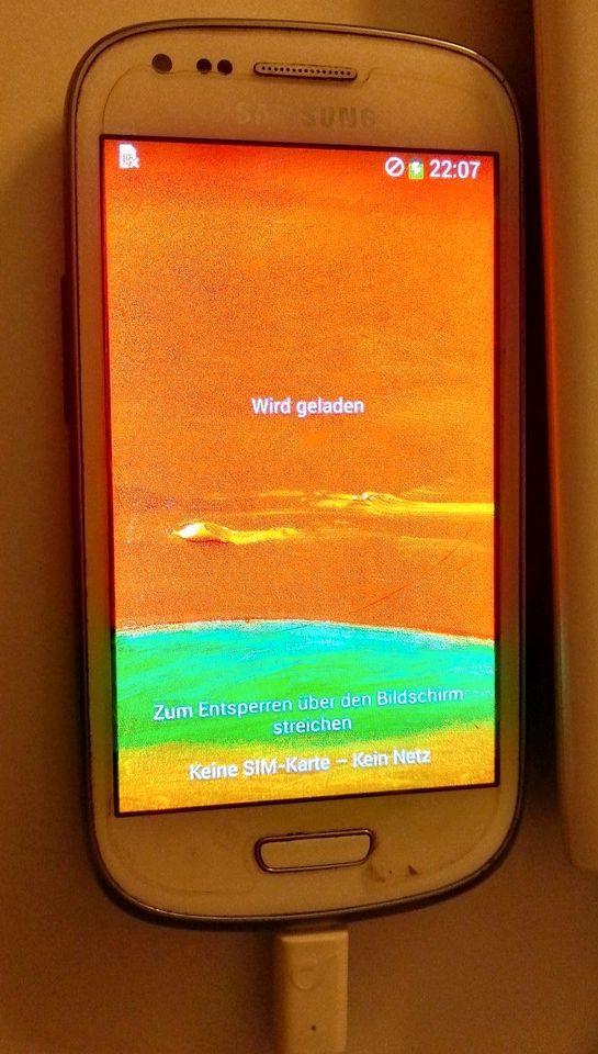 Samsung Galaxy s 3 Mini weiß in Bühne