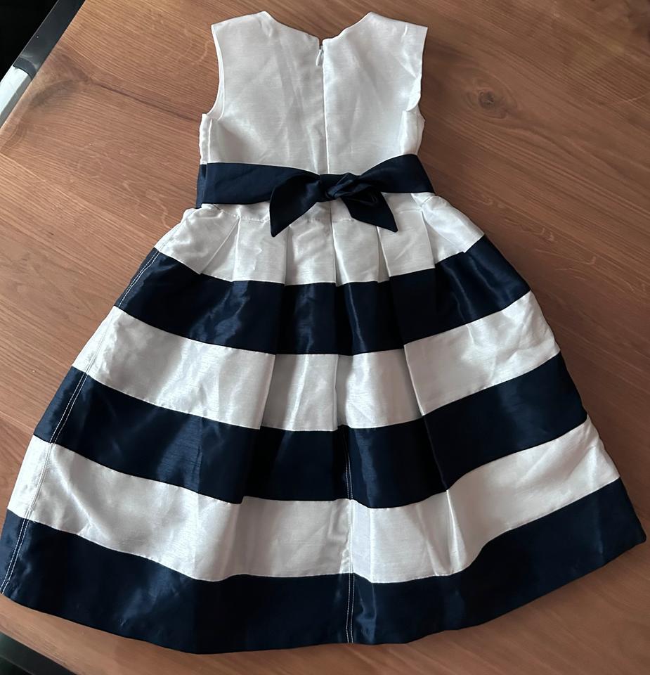 Mädchen Tüllkleid/ festliches Kleid Größe 110 Weiß/ Blau in Tappenbeck