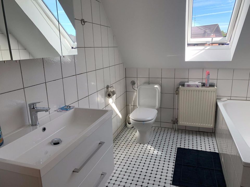 Top moderne Monteurzimmer/Ferienzimmer in Willich-Neersen in Willich