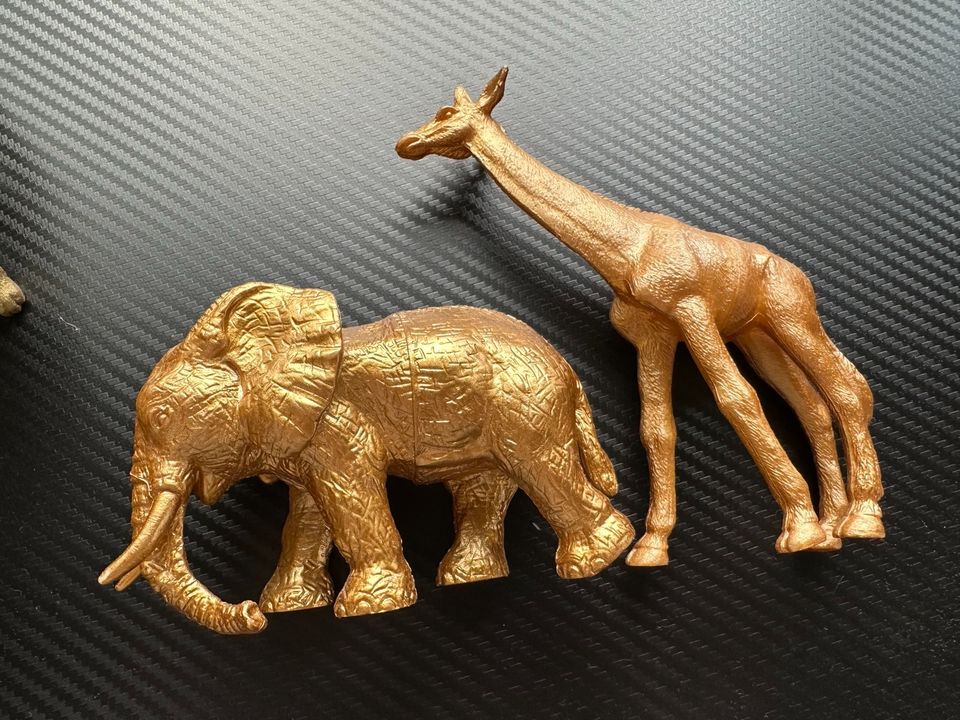 Schleich Tiere, Elefant, Löwe, afrikanische Deco Gold in Backnang