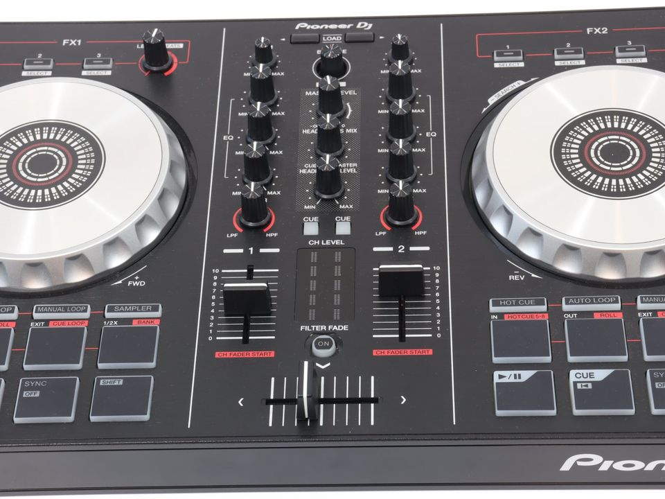 Pioneer DJ DDJ-SB2 Controller - inkl. Softcase + 1 Jahr Gewähr. in Möhnesee