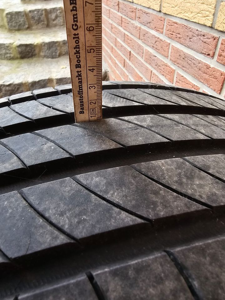 Michelin Primacy 4 215/55 R17 Sommerreifen in Schiffdorf