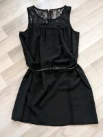 Vera Moda Kleid mit Gürtel schwarz Gr. S Brandenburg - Panketal Vorschau