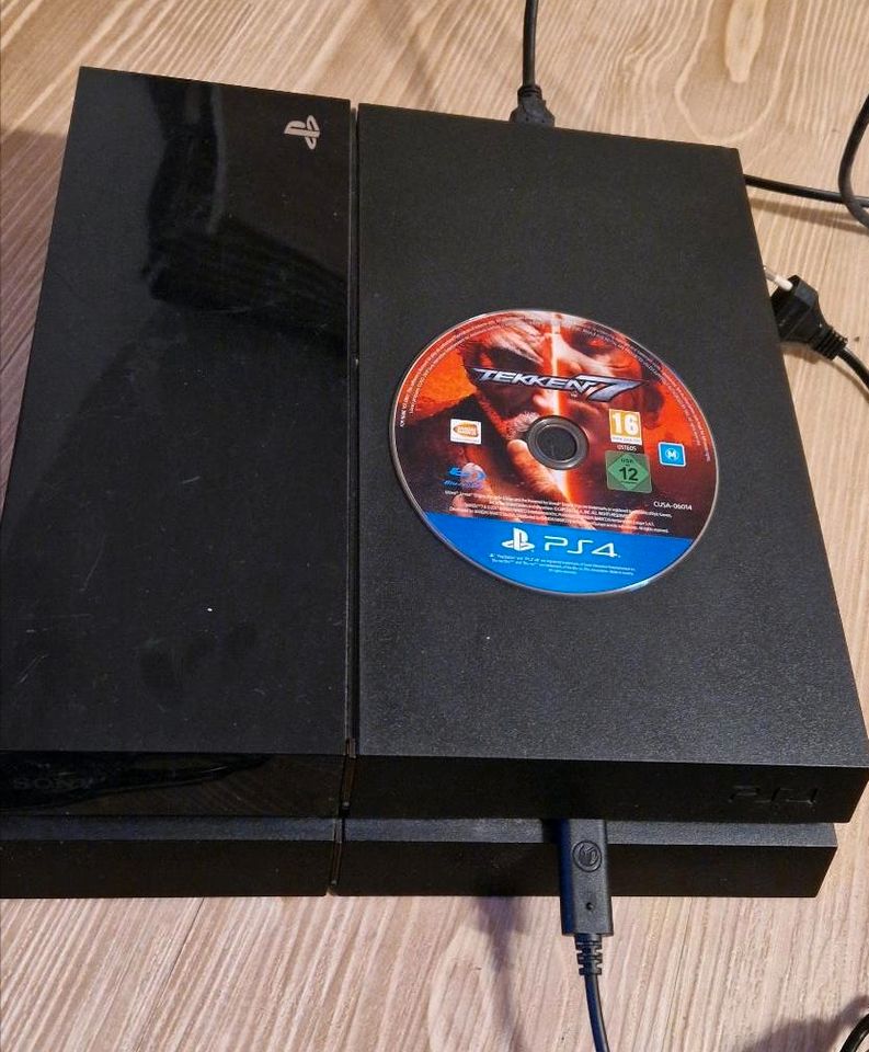 PS4 Playstation 4 500GB Tekken 7 Spiel Controller Wired in Garbsen